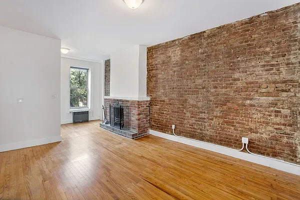 Rented by Compass | media 2