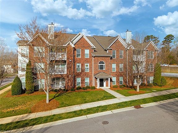 2nd image of 190 Shallowford Reserve Dr Unit 304