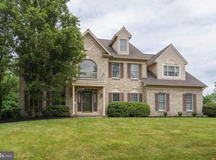 737 Calabria Ln, Ambler, PA 19002