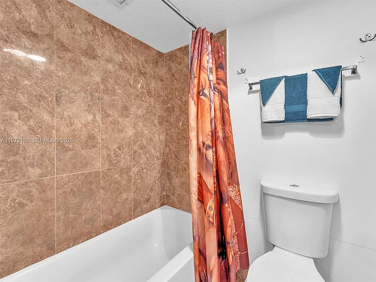 6201 N Falls Circle Dr #210 — Photo 17