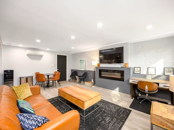 294 4th Street image 1 of 10