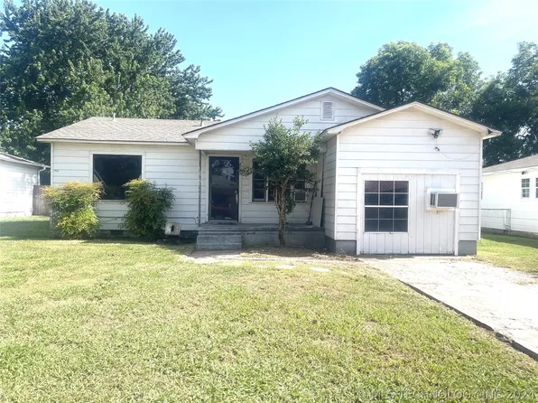 609 Peak St, Marietta, OK 73448