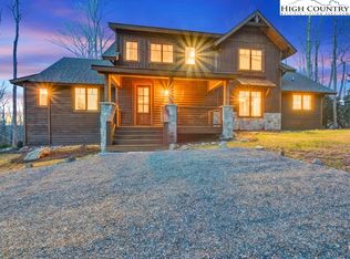 145 Springwinds Dr, Banner Elk, NC 28604