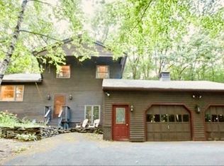 393 River Rd, Deerfield, MA 01342