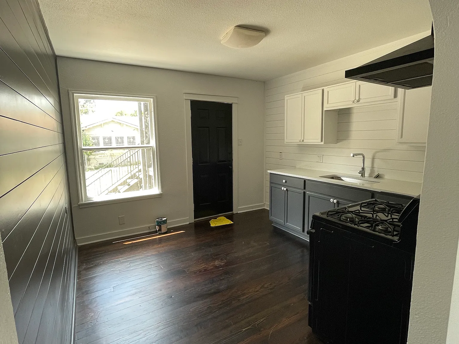 Woodlawn — Photo 4