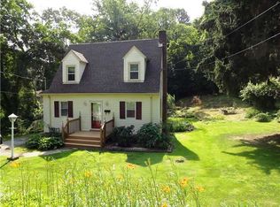 1065 Main St, Coraopolis, PA 15108