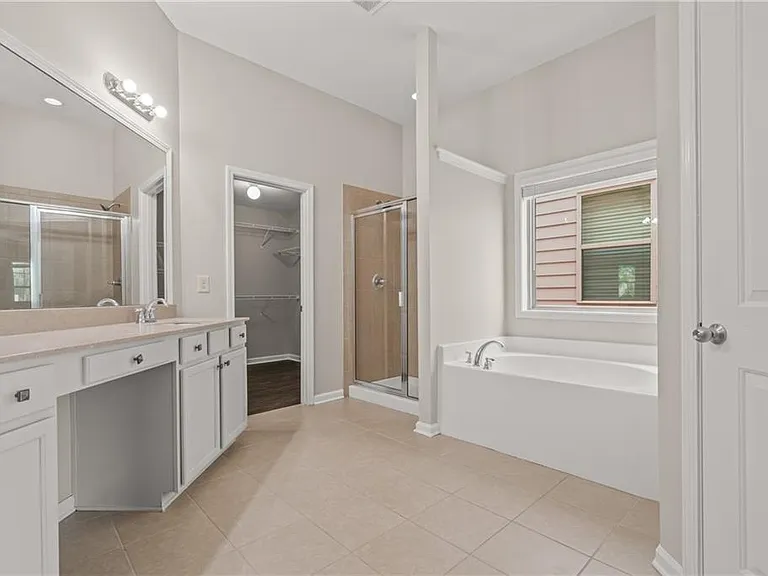 4940 Breezewood Cir — Photo 21