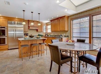 5th image of 158 Dove Hill Dr