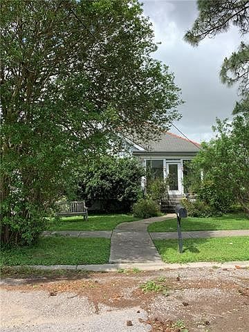 1st image of 851 Polk St