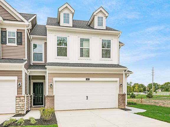3rd image of 3371 Abberley Dr