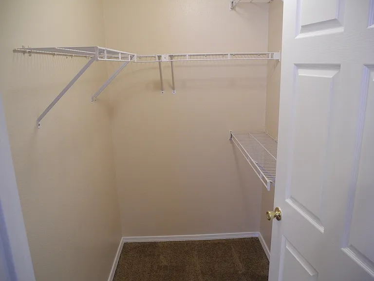 160 Knowledge Ave #B — Photo 16