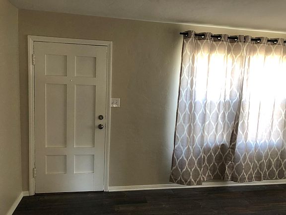 4th image of 4823 Fiesta Ave
