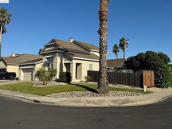 2nd image of 4507 Cove Ln