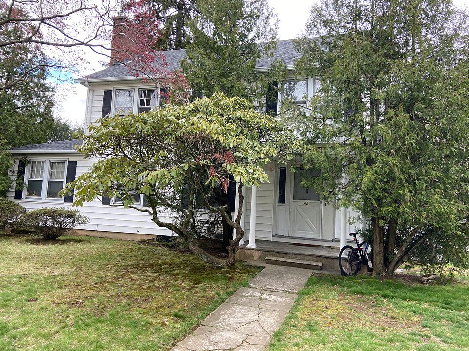 2nd image of 88 Grove St #1