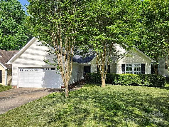 2nd image of 607 Kelford Ln