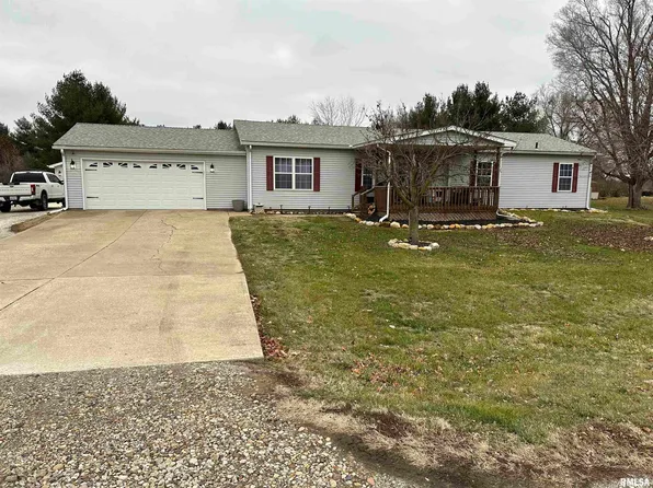 228 Falcon Dr, Green Valley, IL 61534