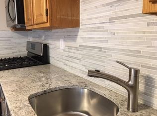 248 Crabtree Ct, Basking Ridge, NJ 07920