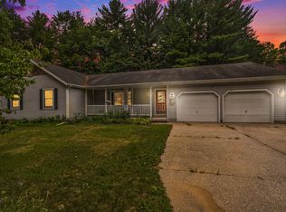 13119 112th Ave, Grand Haven, MI 49417