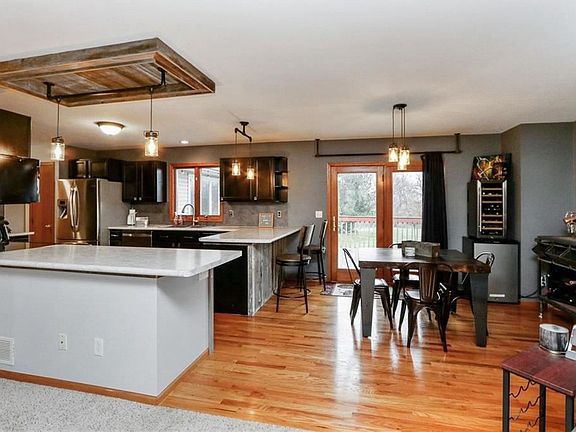 4th image of 14158 Newbold St