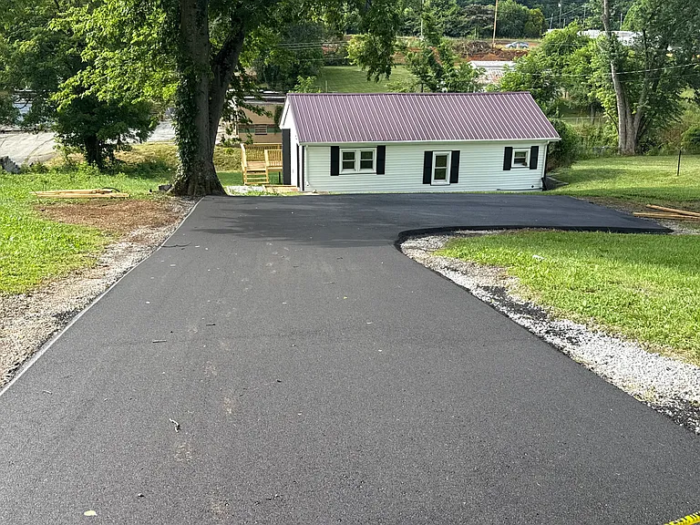 5740 Dodson Ferry Rd — Photo 3