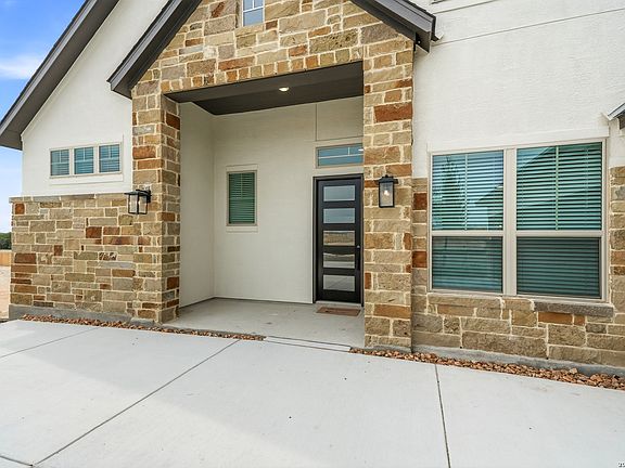 5th image of 2424 Briggs Bluff