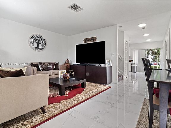 5th image of 2056 NE 167th St APT 2