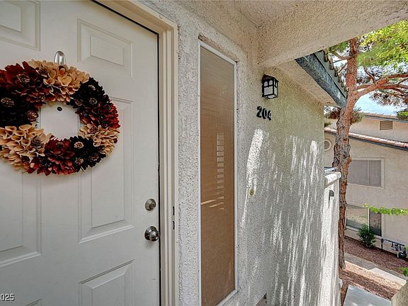 4th image of 5216 Mandalay Springs Dr Unit 204