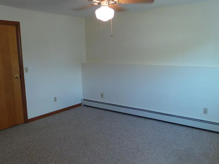 68 Woonasquatucket Ave — Photo 18