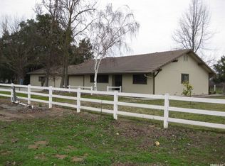 17644 N Kennison Ln, Lodi, CA 95240