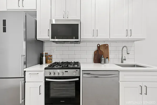 Rented by Compass | media 13