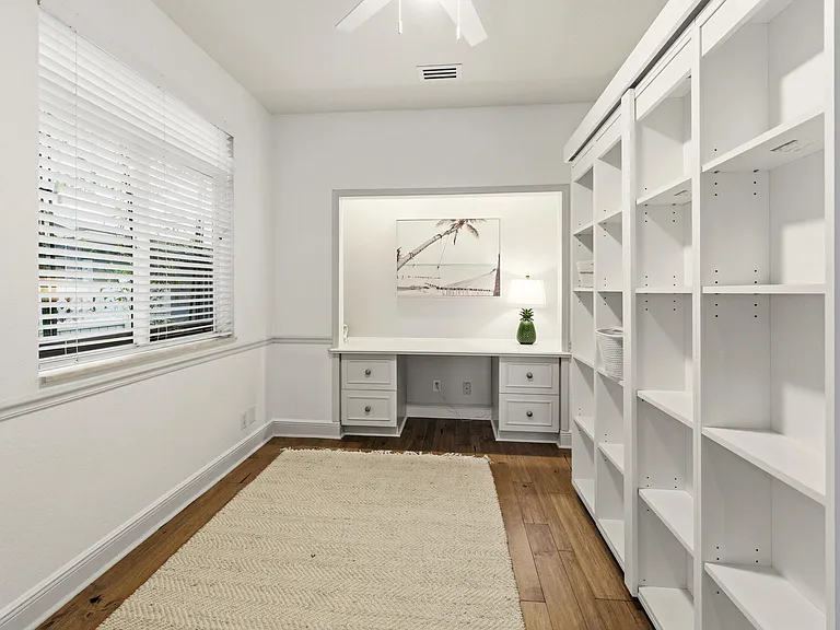 122 S Lake Dr — Photo 38