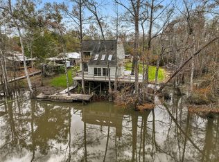 28325 Ridge Ln, Springfield, LA 70462