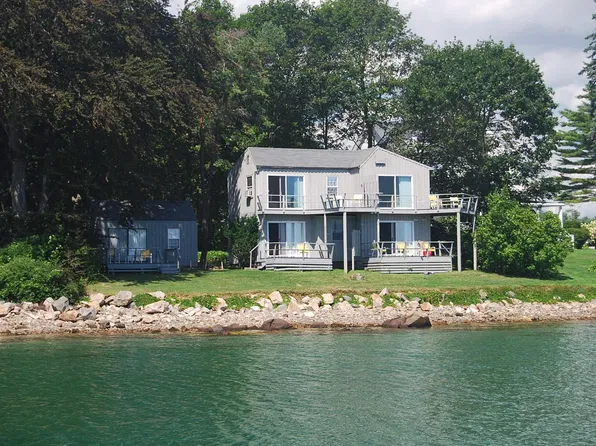 22 Harris Island Rd, York, ME