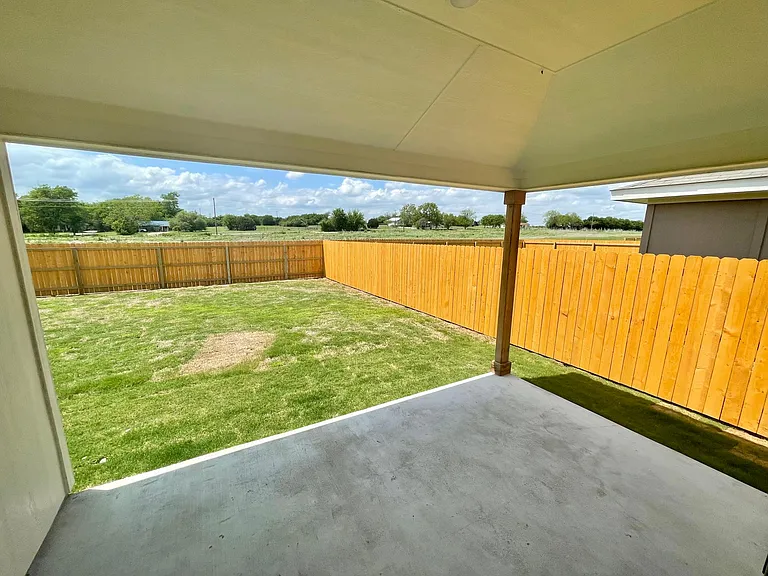 1006 Cilantro Rd — Photo 16