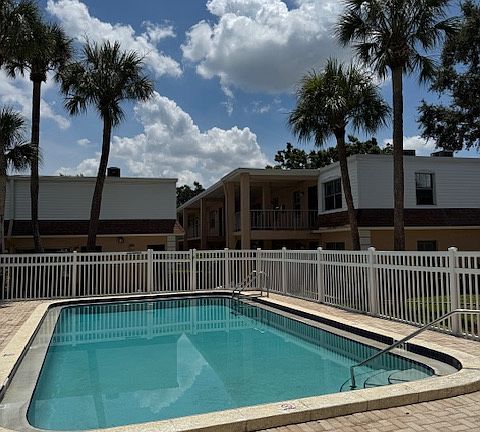 5th image of 4702 Michael Ct Unit 141