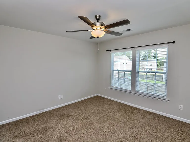 3680 Moseley Dr — Photo 66