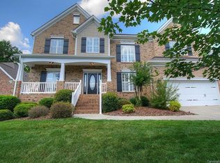 407 Deer Brush Ln, Waxhaw, NC 28173