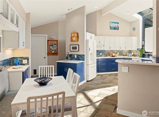 3040 164th Place NE, Bellevue, WA 98008