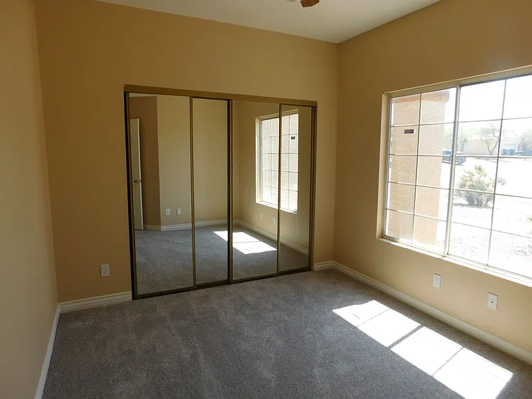 400 Opal Dr — Photo 10