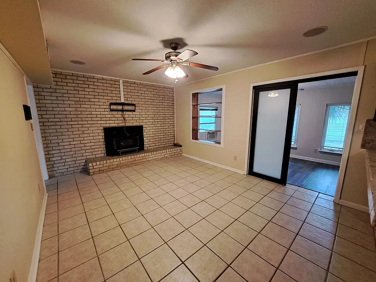 7819 Hearthstone Cir — Photo 9