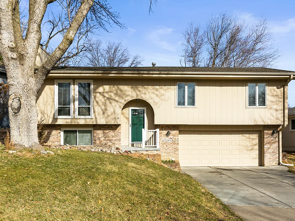 15416 Westchester Cir