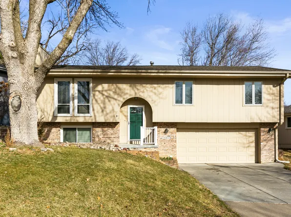 15416 Westchester Cir, Omaha, NE 68154
