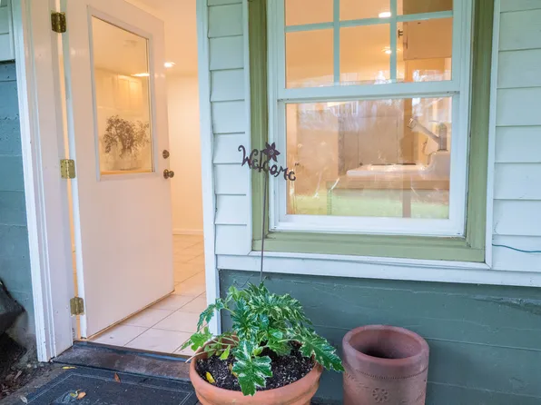 (undisclosed Address), Seattle, WA 98103