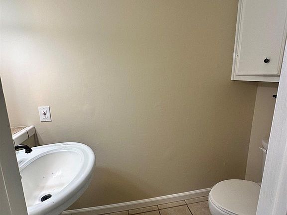 5th image of 1433 Cedar Post Ln APT 41