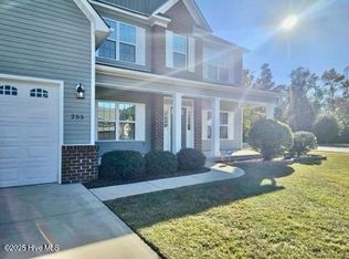 255 Legacy Ln, Newport, NC 28570