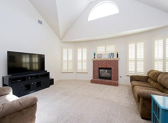 3rd image of 4207 Placid Creek Way