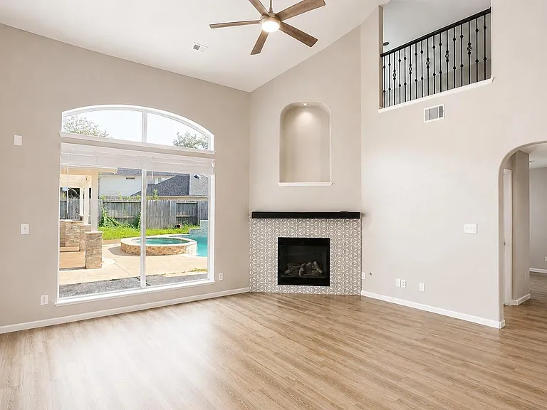 3906 Lakeridge Canyon Dr — Photo 8
