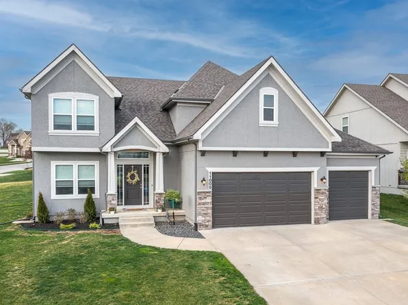 11005 Kane Dr, Kansas City, KS 66109