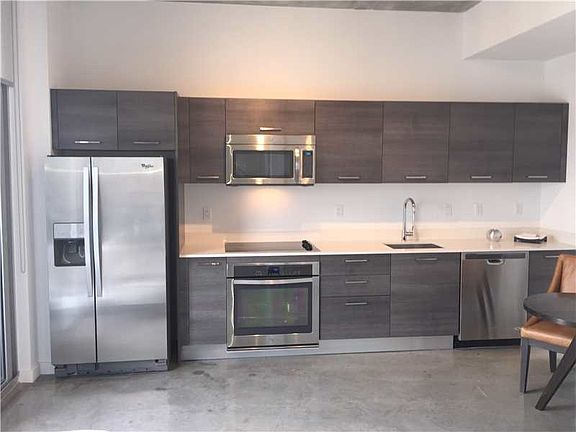 3rd image of 151 NE 1st St #2700