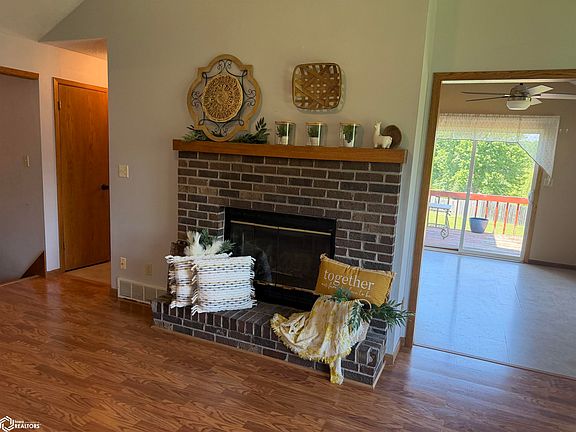 5th image of 2068 Golfview Cir